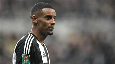 لأجل ليفربول.. إيزاك يتمرد على نيوكاسل ويعلن الإضراب