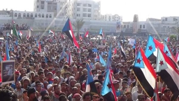 الجنوب العربي بين محاولات البناء ومؤامرات قوى الاحتلال الجنوب العربي بين محاولات البناء ومؤامرات قوى الاحتلال