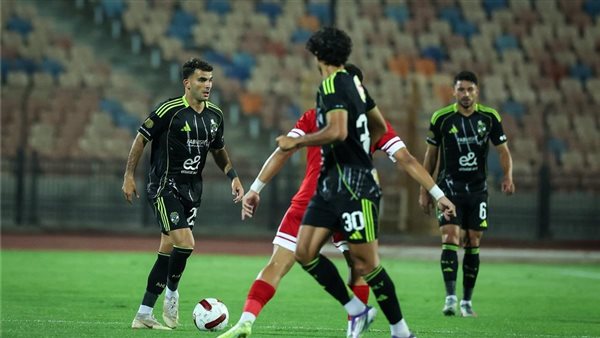 بتعادل مثير.. الأهلي يتعثر مبكرا في افتتاحية مشواره بالدوري المصري بتعادل مثير.. الأهلي يتعثر مبكرا في افتتاحية مشواره بالدوري المصري