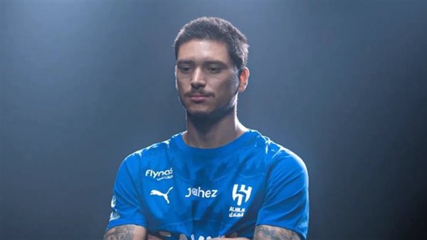 اللعنة تتواصل.. الإصابات تهدد استمرار داروين نونيز مع الهلال السعودي