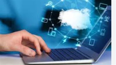 منصة: دور المنصات الرقمية في التعليم والعمل والتواصل