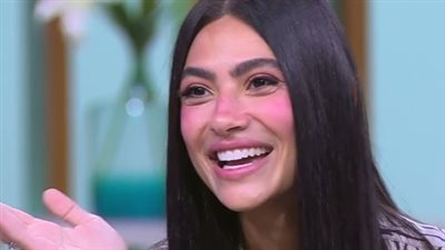 من هي هدى المفتي؟ قصة نجاحها وأبرز محطات مسيرتها الفنية