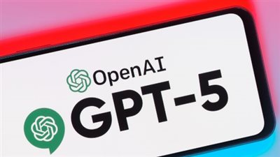 منها ChatGPT.. الشات 2025 | دليل شامل لأفضل منصات الدردشة والتواصل الفوري