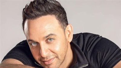 من هو مصطفى قمر؟ السيرة الذاتية ومسيرته الفنية