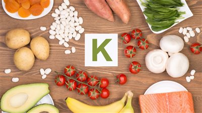 فيتامين ك.. الفوائد والمصادر والجرعة الموصي بها