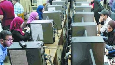 الكليات المتاحة لطلاب دبلوم التجارة دون معادلة