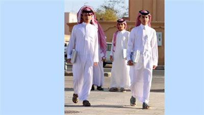 انتظام الطلاب والطالبات في مقاعد الدراسة للعام الدراسي 1447هـ