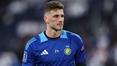 بتوصية من رونالدو.. بينتو يقترب من الرحيل عن النصر 