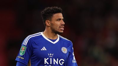 رسميًا.. ليدز يونايتد يضم المدافع جيمس جاستن من ليستر سيتي