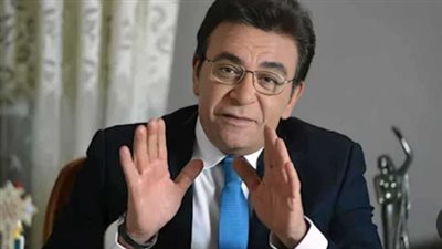 رحيل الإعلامي عاطف كامل.. سيرة مهنية ومسيرة إعلامية خالدة