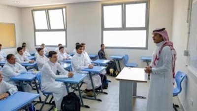 ما هو نظام حضوري؟.. أثر النظام على العملية التعليمية