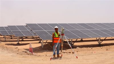 مشروع الطاقة الشمسية في شبوة يثبت أن التنمية المستدامة أصبحت حقيقة ملموسة
