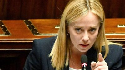 رئيس الوزراء الإيطالية تدعو أسطول المساعدات لغزة على التوقف الآن