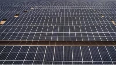 محطات الطاقة الشمسية في عدن وشبوة: خطوة استراتيجية نحو التنمية المستدامة في الجنوب