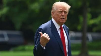 ظهور ترامب بعد شائعات الوفاة: زيارة ملعب الغولف تثير التساؤلات