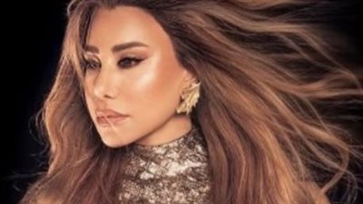 نجوى كرم.. مسيرة فنية تتجدد بين التعاون الضائع وتألق قرطاج