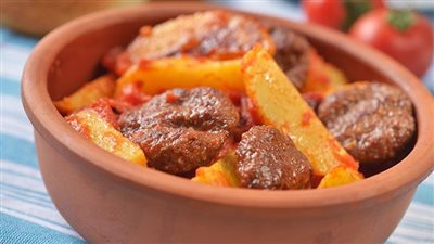 طريقة عمل كفتة داوود باشا بالبطاطس 