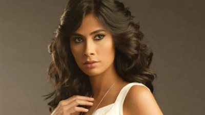 روبي: مسيرة فنية متميزة تجمع بين الغناء والتمثيل