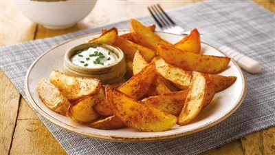 طريقة عمل بطاطس ودجز مثل المحلات.. وصفات لذيذة غنية بالطعم 