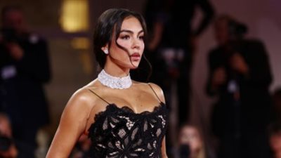 إطلالة جورجينا رودريغيز على السجادة الحمراء