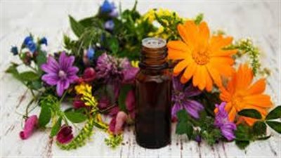 العلاج بالروائح العطرية.. اكتشف فوائده وأنواعه وكيفية استخدامه