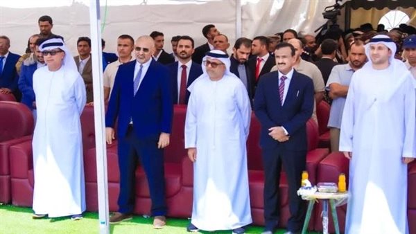 على رأسهم الرئيس الزبيدي.. افتتاح المرحلة الأولى من مشروع محطة الطاقة الشمسية بدعم إماراتي على رأسهم الرئيس الزبيدي.. افتتاح المرحلة الأولى من مشروع محطة الطاقة الشمسية بدعم إماراتي