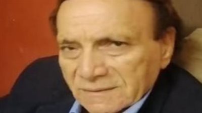 من هو فكري عبد الحميد شبيه عادل إمام؟ سيرة حياته وأسباب شهرته