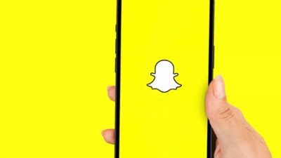 سناب شات مقابل تيك توك وإنستغرام: من يربح معركة الجذب؟