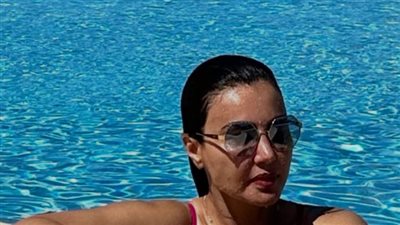 دينا فؤاد تشعل السوشيال ميديا بإطلالة صيفية وتشارك في 