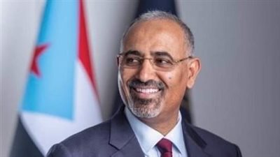 الاستثمار في الشباب والنهضة التعليمية: دور عيدروس الزُبيدي والمنح الإماراتية