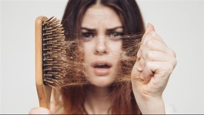 أسباب تساقط الشعر.. 17 سببًا قد لا تعرفها