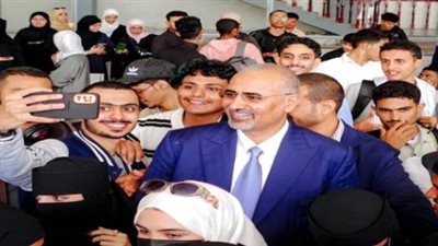 الزُبيدي ورعاية المتفوقين: دعم مستمر ومتابعة شخصية