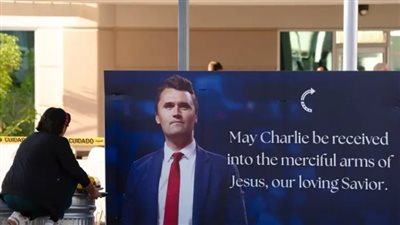 اغتيال الناشط الأميركي تشارلي كيرك يثير صدمة ومخاوف من تصاعد العنف السياسي