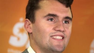 تشارلي كيرك.. جامعة يوتا فالي تكشف تفاصيل اللحظات الأولى للهجوم