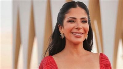 منى زكي: أيقونة الفن المصري ومسيرة مليئة بالنجاحات