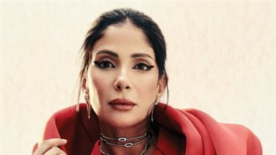 الحياة الشخصية والفنية لمنى زكي: توازن بين الأسرة والنجومية