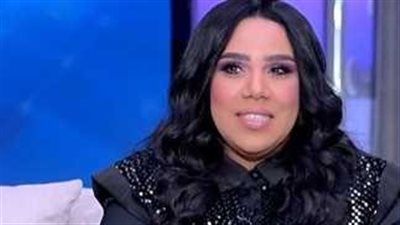 شيماء سيف في دبي بإطلالة رشيقة: سر فقدانها نصف وزنها