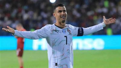 برسالة قصيرة.. رونالدو يحتفل بتأهل البرتغال رسميًا إلى كأس العالم 2026