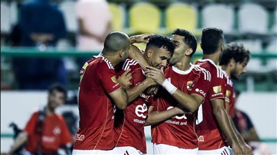 الأهلي يواصل تعثره في الدوري المصري بسقوط جديد أمام إنبي