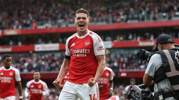 أرسنال يحقق فوزا عريضا على نوتنجهام ويعتلي صدارة الدوري الإنجليزي مؤقتًا