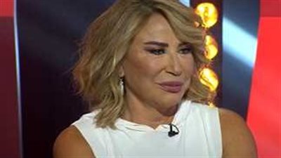 لماذا تثير إيناس الدغيدي الجدل في كل ظهور إعلامي؟