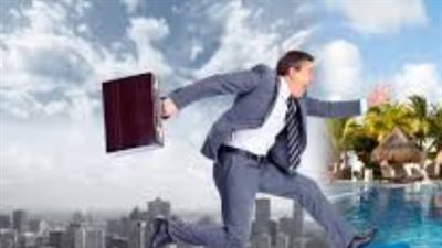 أهمية الإجازات الرسمية في دعم الإنتاجية وراحة الموظفين