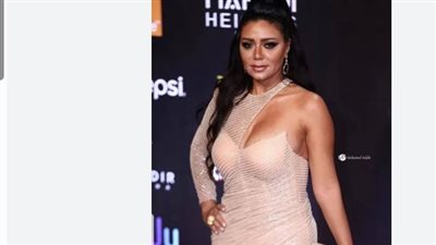 رانيا يوسف تتصدر تريند الصيف 2025