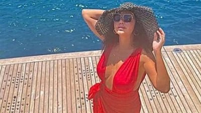 إطلالات كاجوال صيفية لرانيا يوسف تنال إعجاب الجمهور