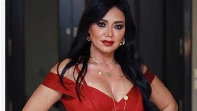 إطلالات كاجوال صيفية رائعة لرانيا يوسف تلفت الأنظار في 2025