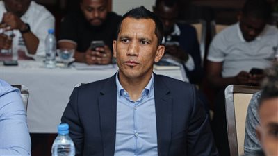 رسميا.. الرجاء المغربي يعلن تعيين فادلو دافيدز مدربًا للفريق الأول