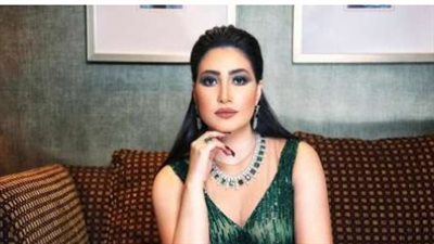 من عبده موتة إلى بيكيا.. محطات المطربة بوسي السينمائية