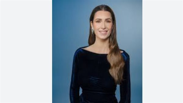 تعليمها ومهنتها كمهندسة معمارية قبل الزواج