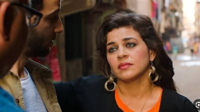 منى هلا: مسيرتها الفنية بين السينما والتلفزيون