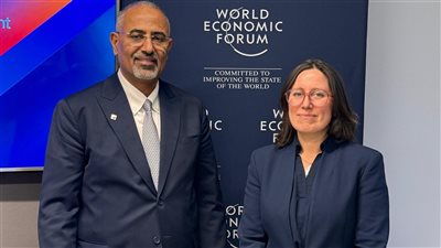 عيدروس الزُبيدي يبحث مع المنتدى الاقتصادي العالمي تعزيز الاستثمارات في جنوب اليمن (صور)